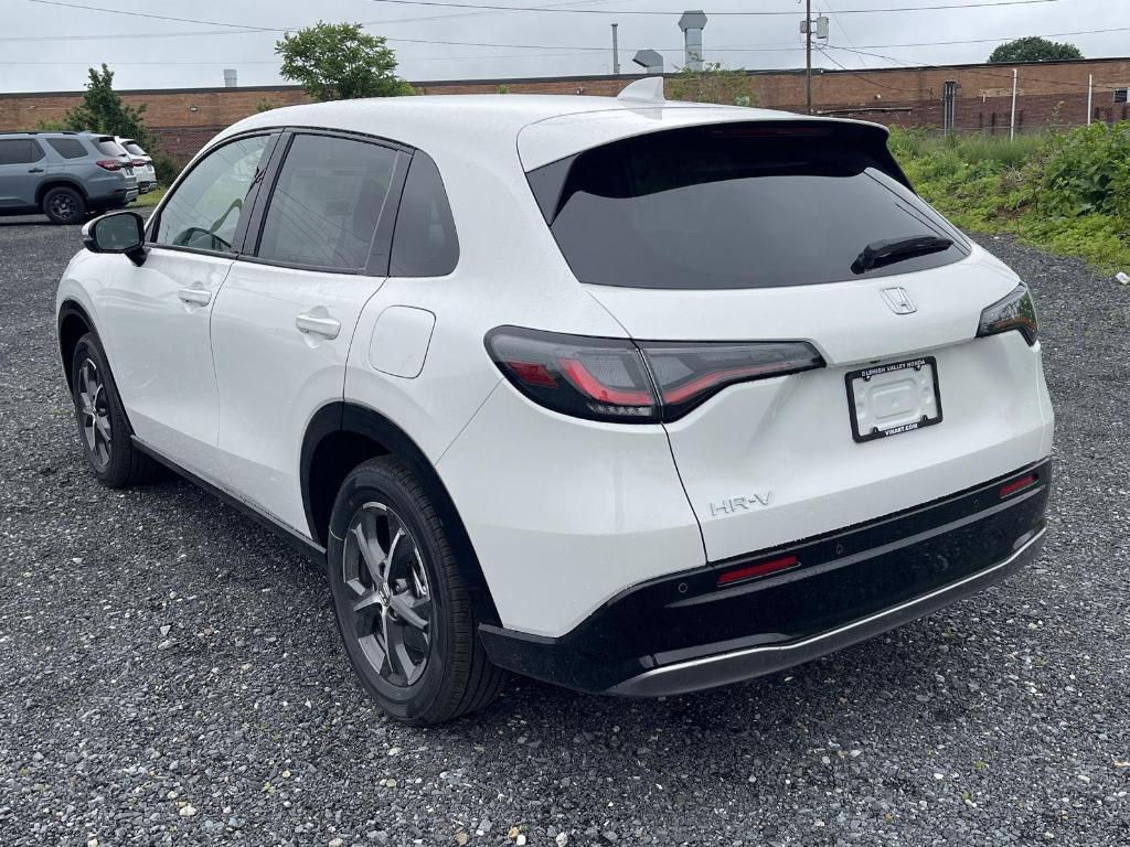 new 2025 Honda HR-V car, priced at $32,850