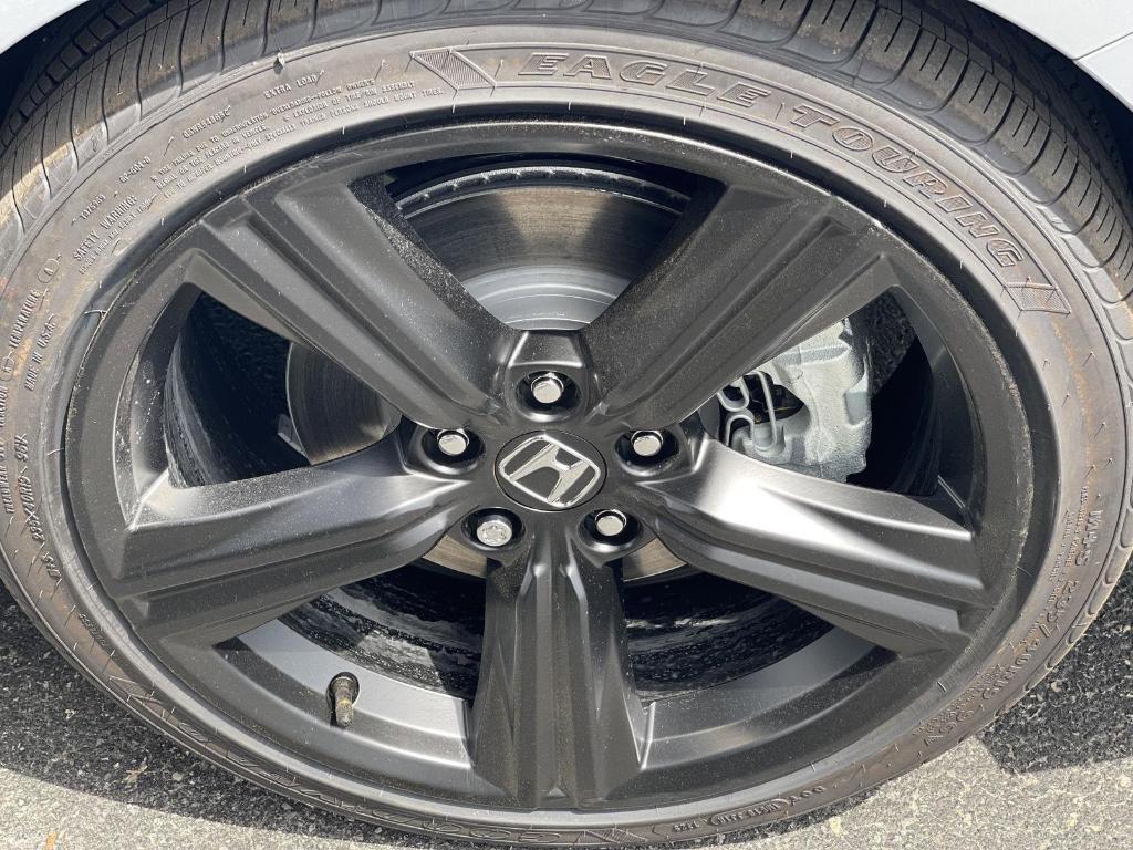 new 2025 Honda Accord Hybrid car, priced at $36,980