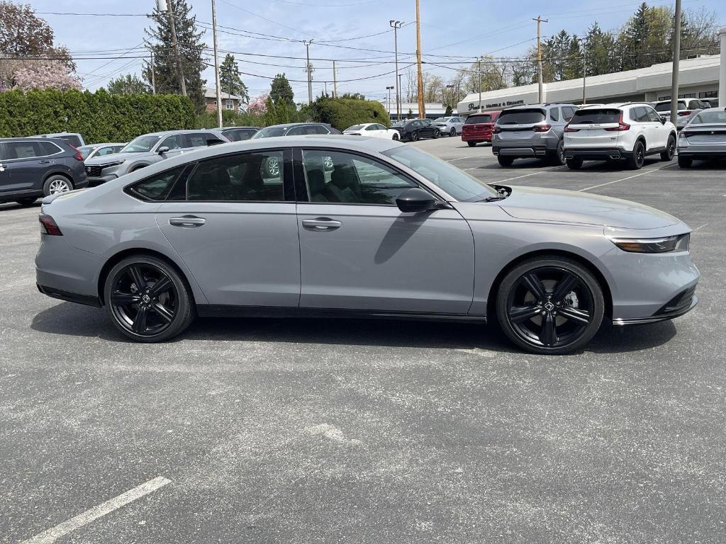 new 2025 Honda Accord Hybrid car, priced at $36,980
