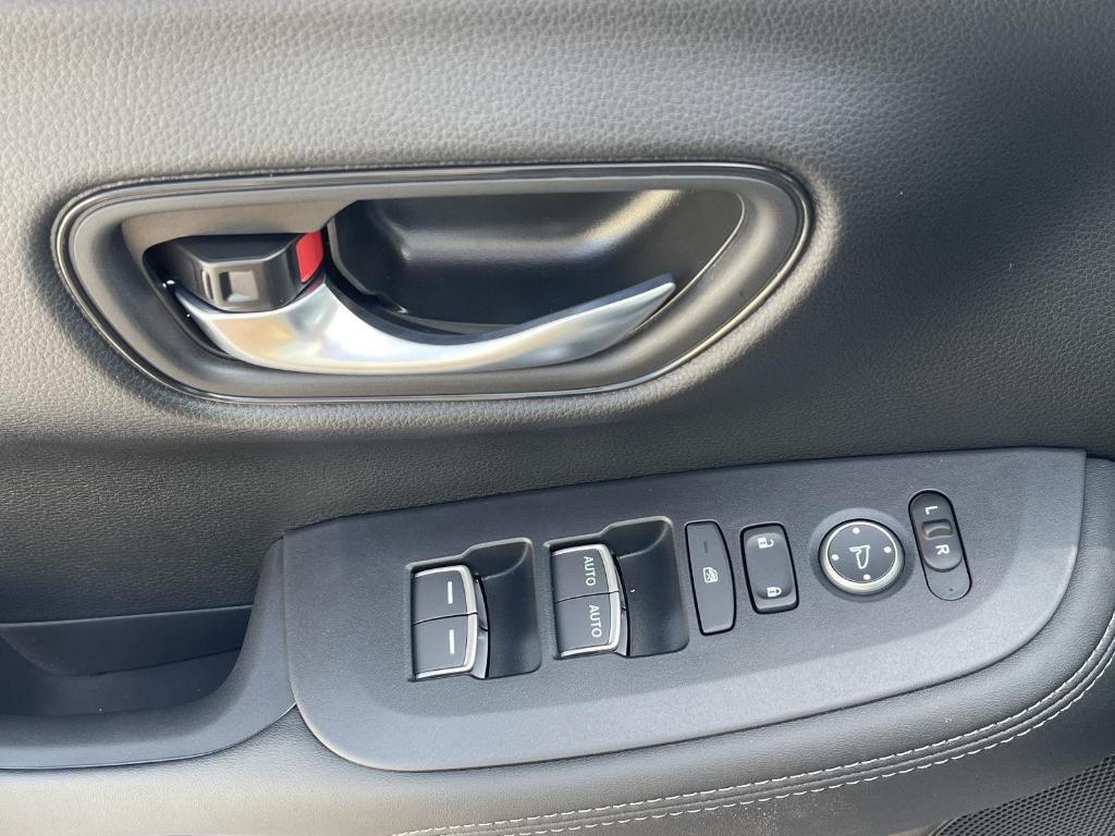 new 2026 Honda HR-V car, priced at $32,945