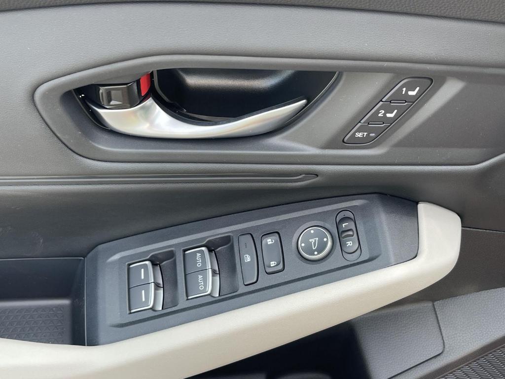 new 2025 Honda Accord Hybrid car, priced at $36,545