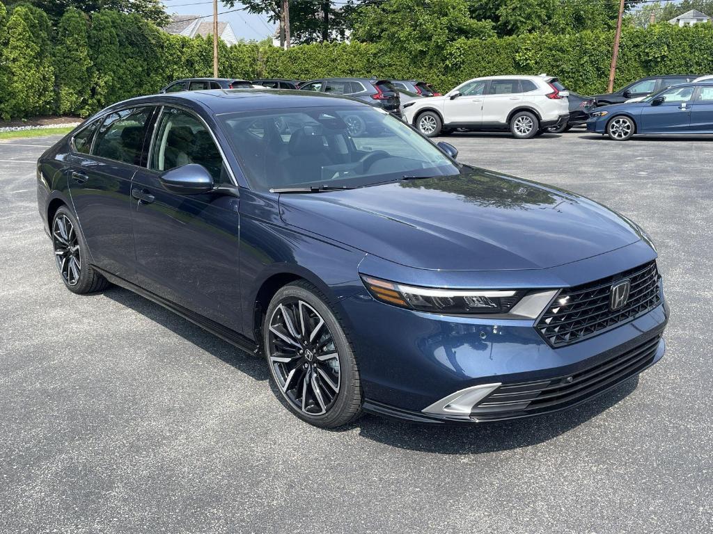 new 2025 Honda Accord Hybrid car, priced at $40,450