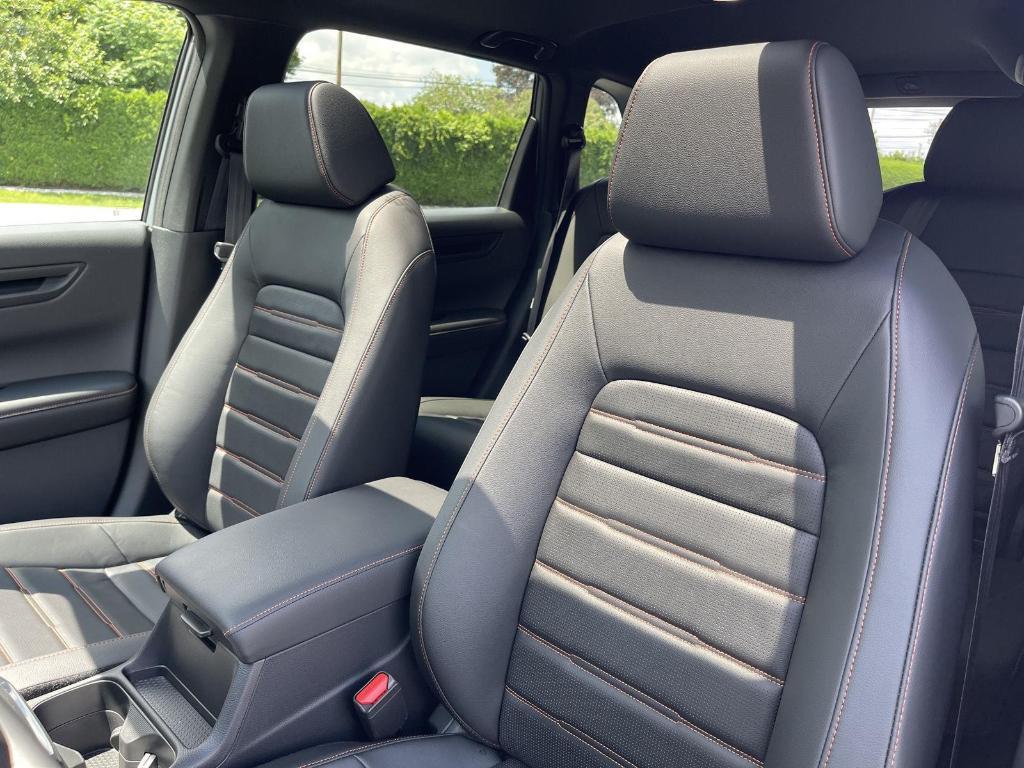 new 2026 Honda CR-V Hybrid car, priced at $42,075