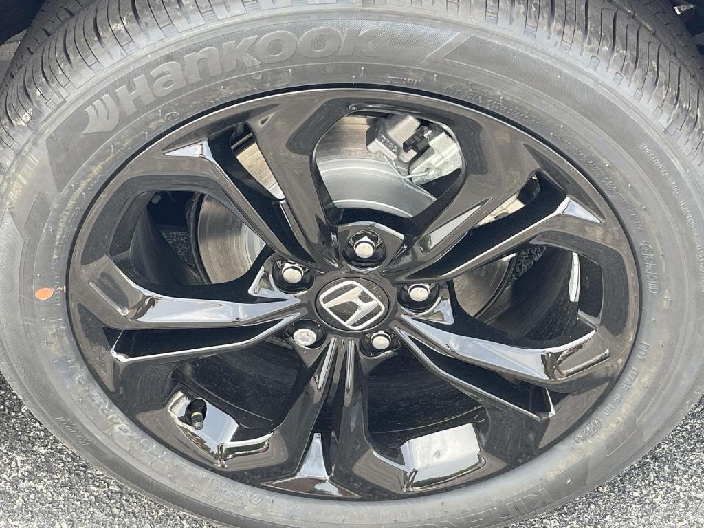 new 2025 Honda Accord car, priced at $31,710