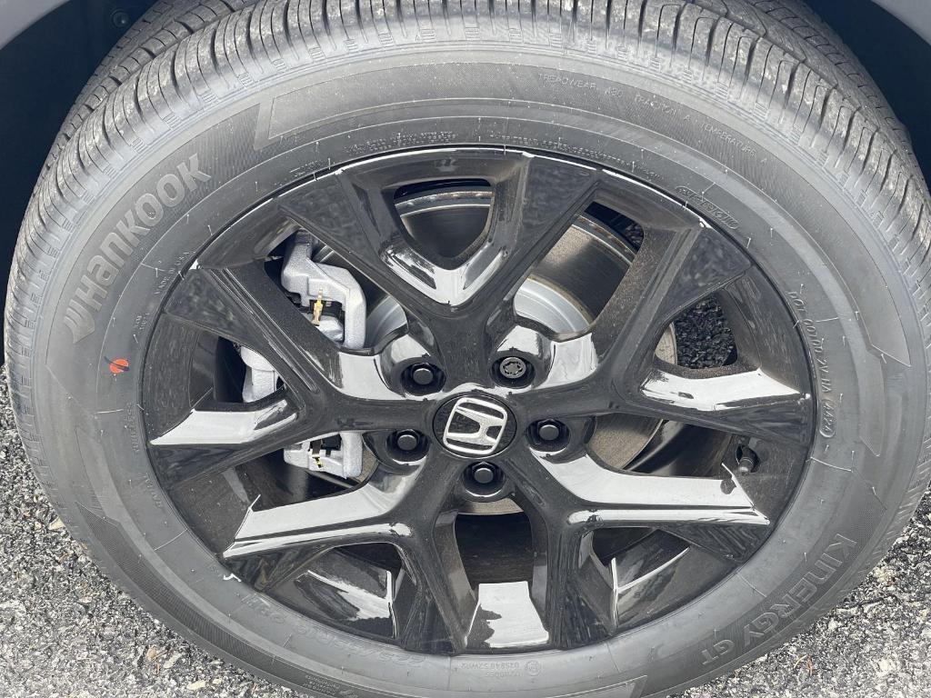 new 2025 Honda HR-V car, priced at $29,916