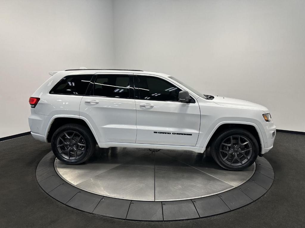 used 2021 Jeep Grand Cherokee car, priced at $27,595