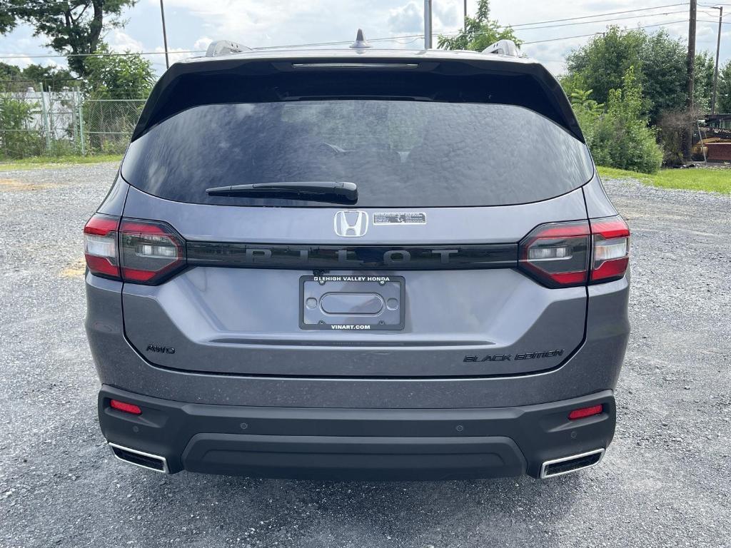 new 2025 Honda Pilot car, priced at $56,030