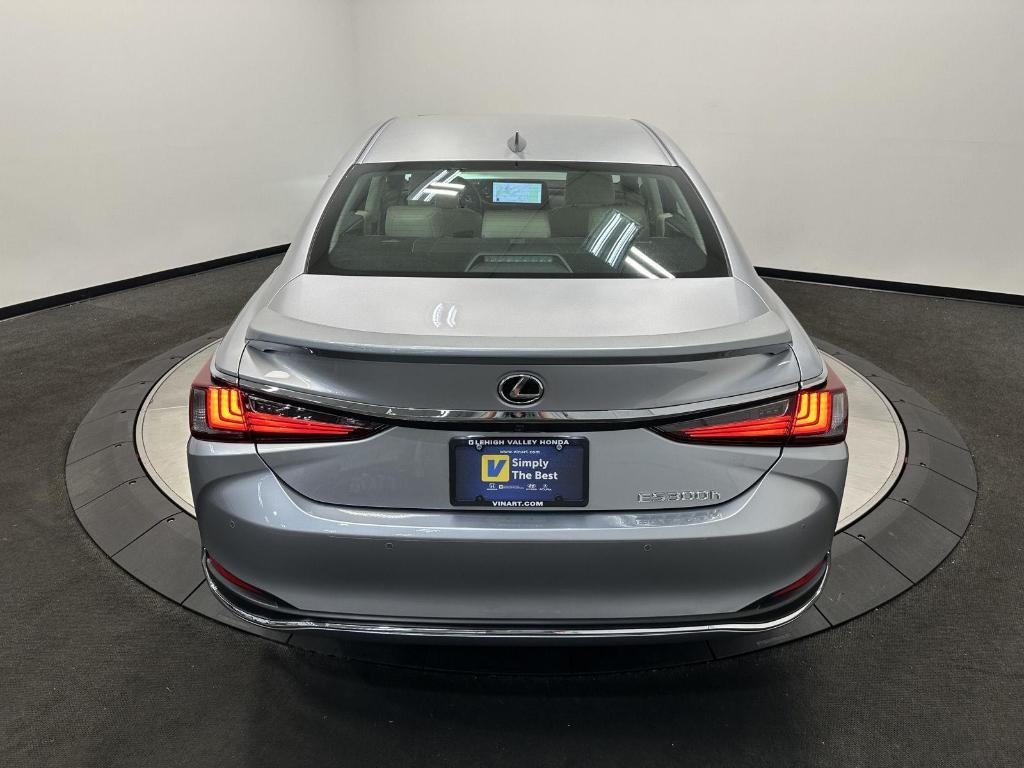 used 2025 Lexus ES 300h car, priced at $45,995