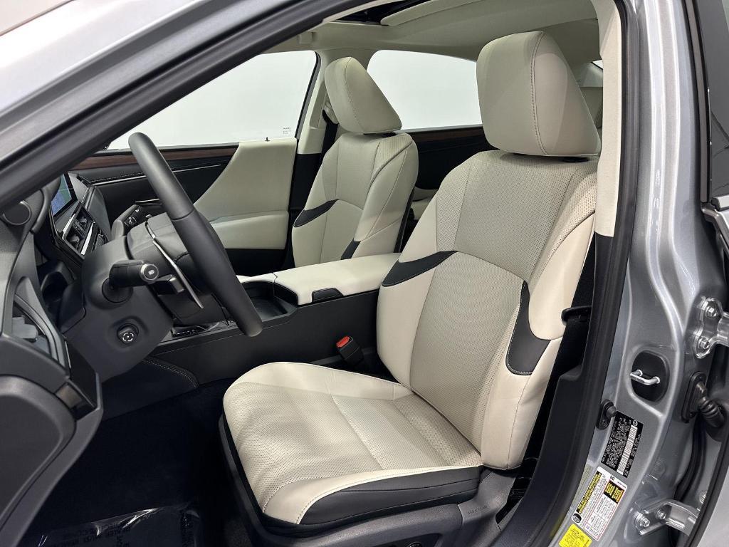 used 2025 Lexus ES 300h car, priced at $45,995