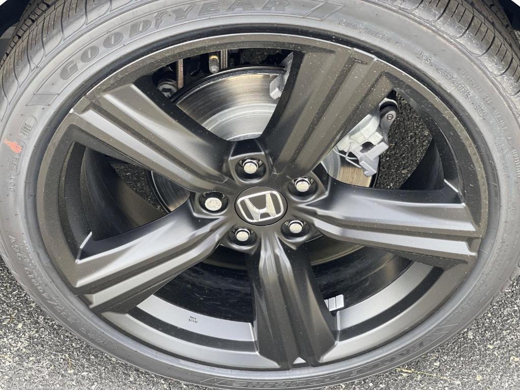 new 2025 Honda Accord Hybrid car, priced at $36,980