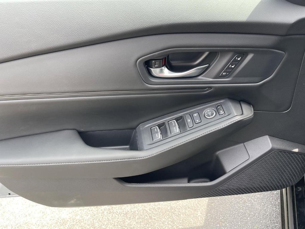 new 2025 Honda Accord Hybrid car, priced at $36,980