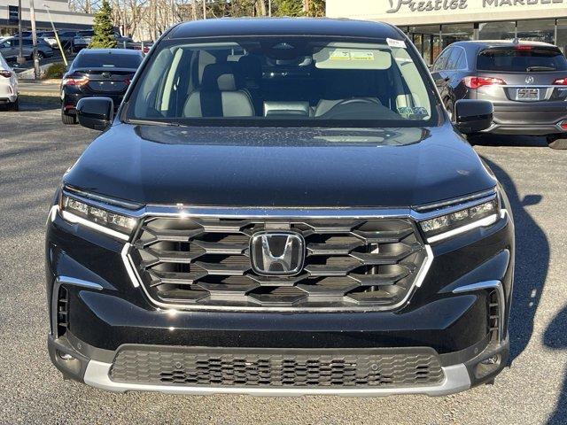 new 2025 Honda Pilot car, priced at $46,995