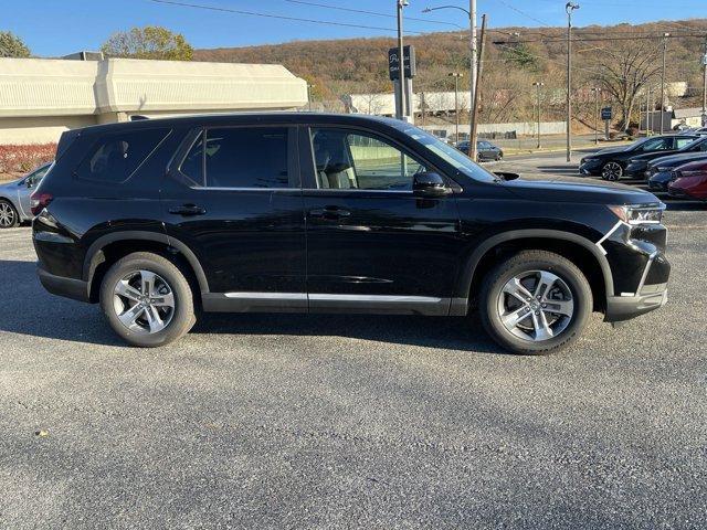 new 2025 Honda Pilot car, priced at $46,995