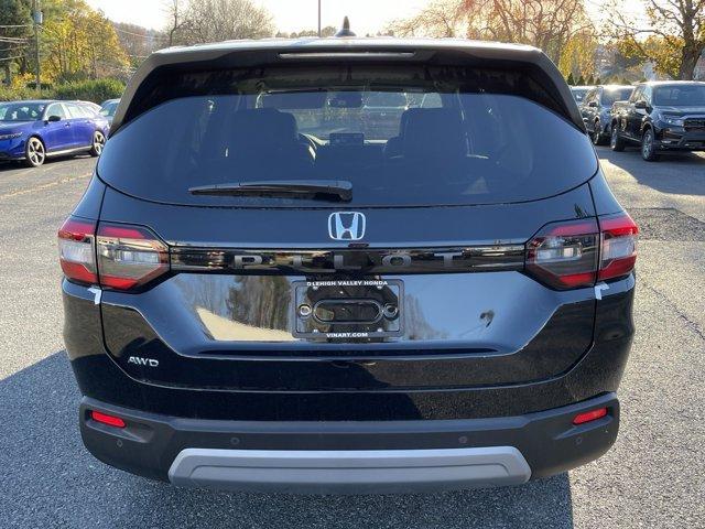 new 2025 Honda Pilot car, priced at $46,995