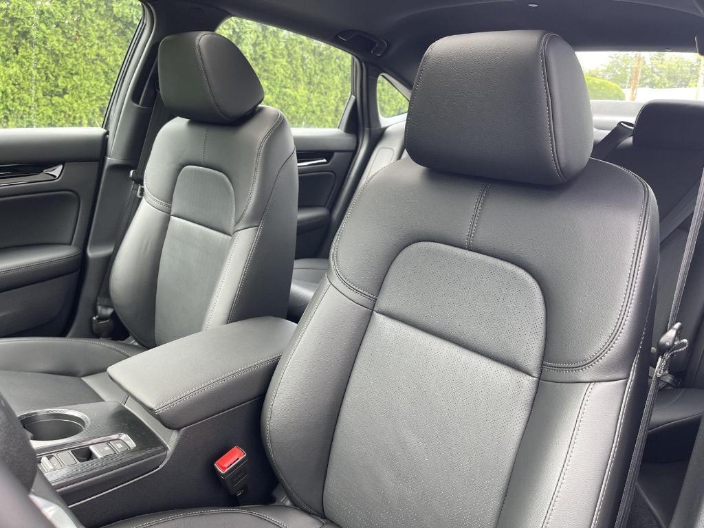 new 2025 Honda Civic Hybrid car, priced at $33,100