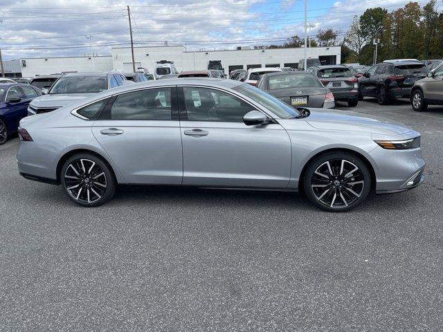 new 2025 Honda Accord Hybrid car, priced at $40,395