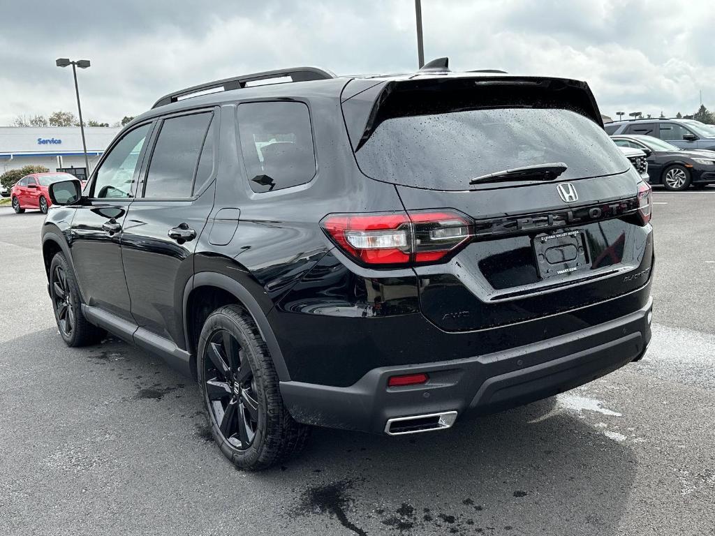 new 2025 Honda Pilot car, priced at $56,075