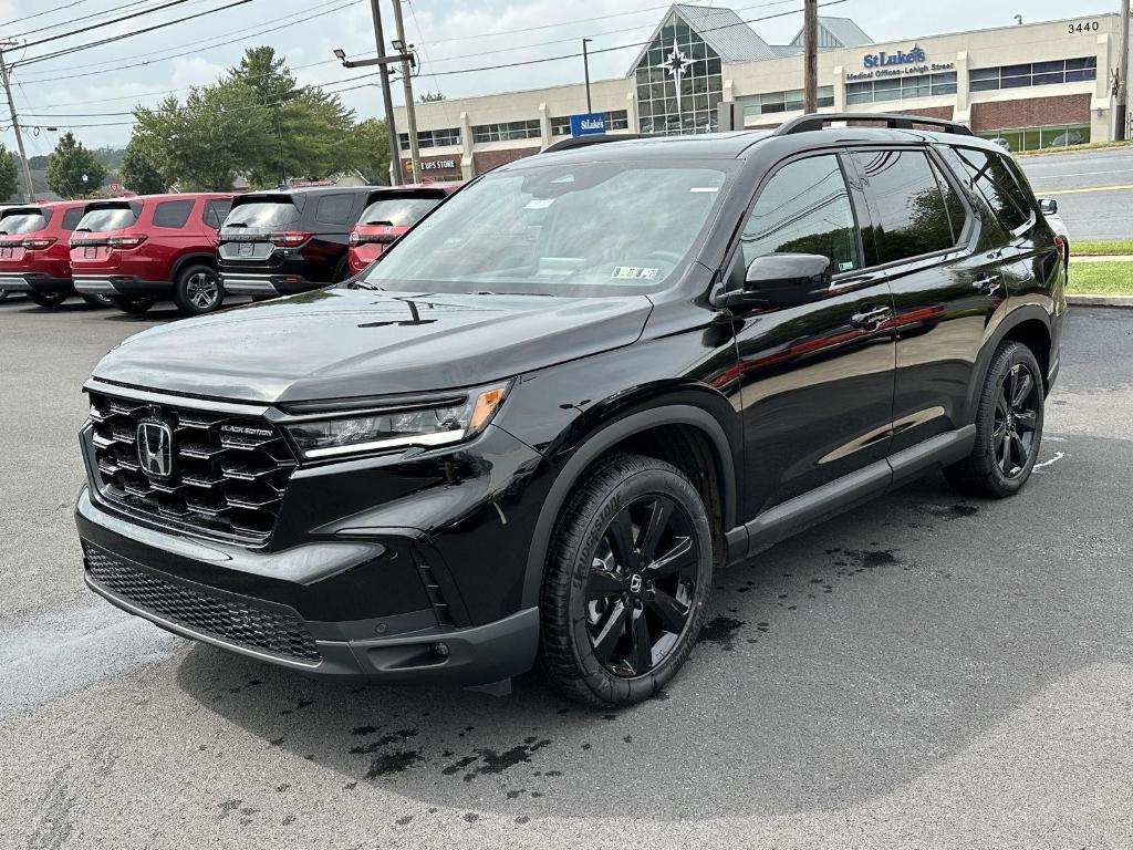 new 2025 Honda Pilot car, priced at $56,075