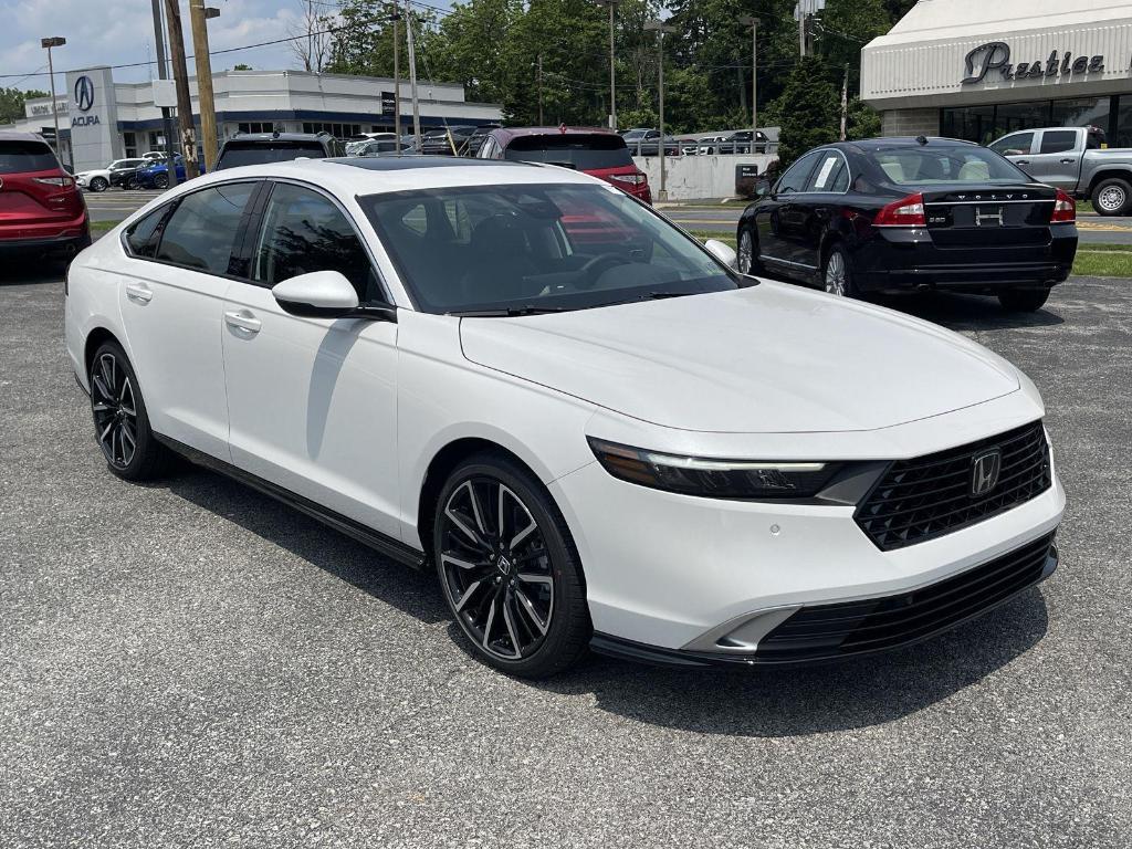 new 2025 Honda Accord Hybrid car, priced at $40,905