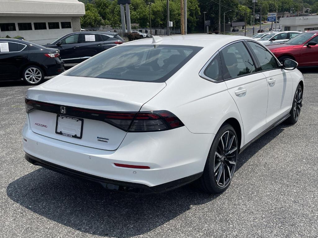 new 2025 Honda Accord Hybrid car, priced at $40,905