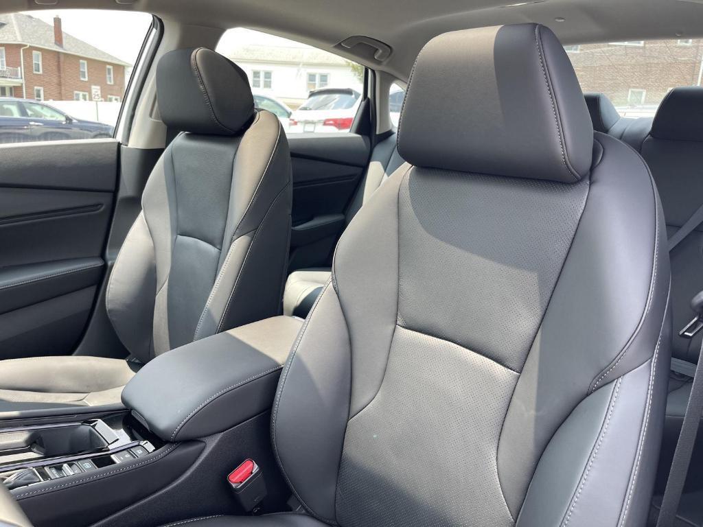 new 2025 Honda Accord Hybrid car, priced at $40,905