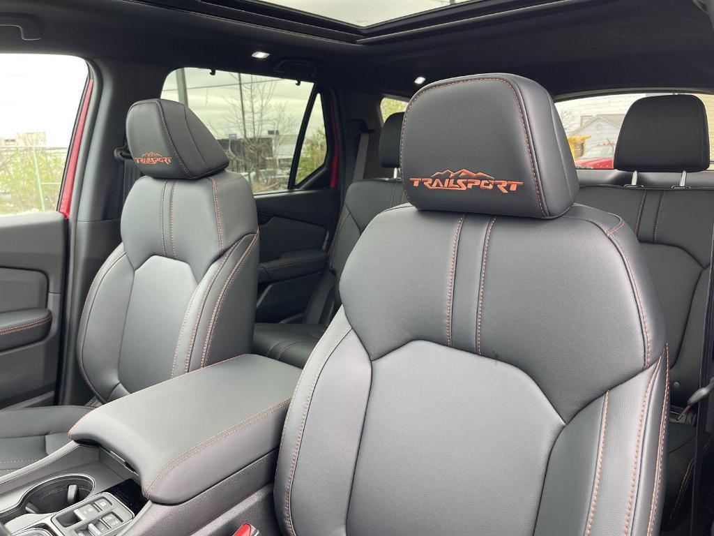 new 2025 Honda Pilot car, priced at $51,305