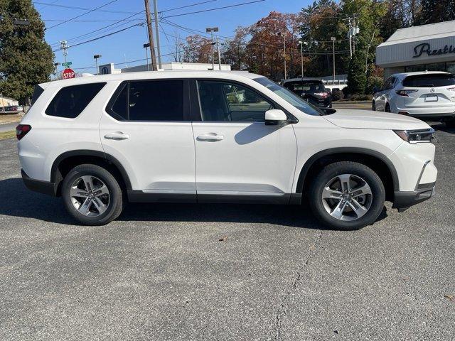 new 2025 Honda Pilot car, priced at $47,450