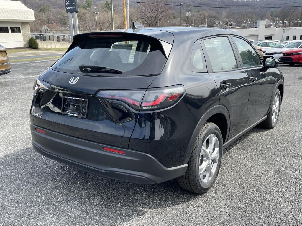 new 2025 Honda HR-V car, priced at $28,295