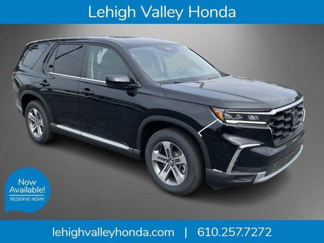 new 2025 Honda Pilot car, priced at $46,995