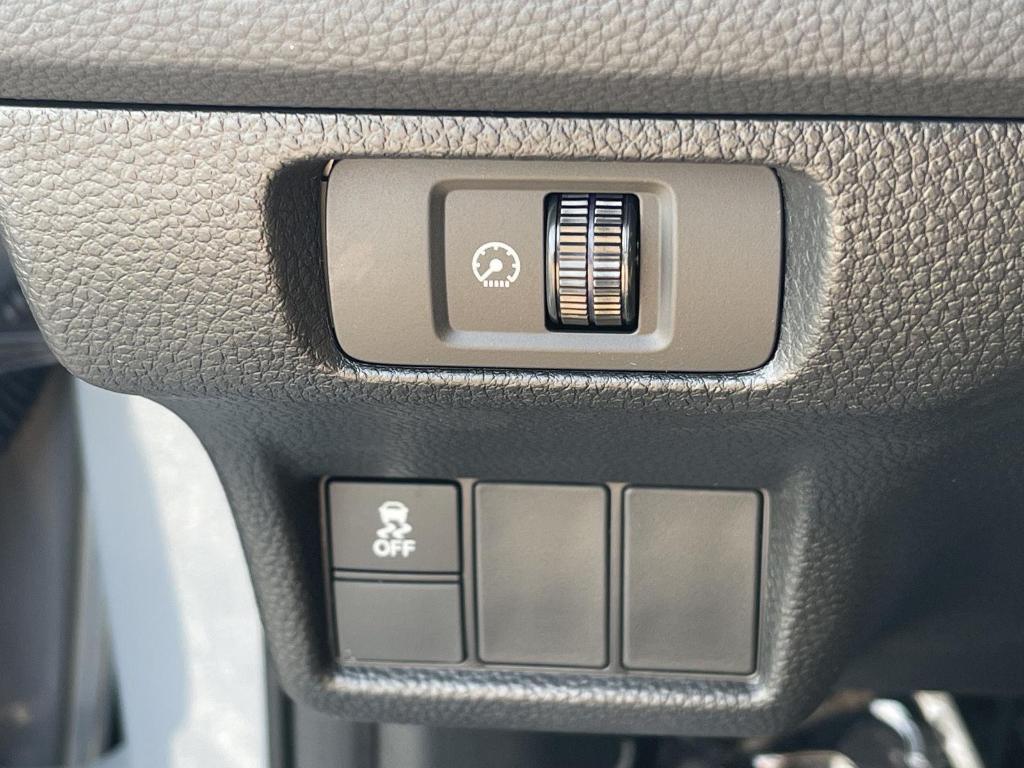 new 2025 Honda Civic Hybrid car, priced at $33,555