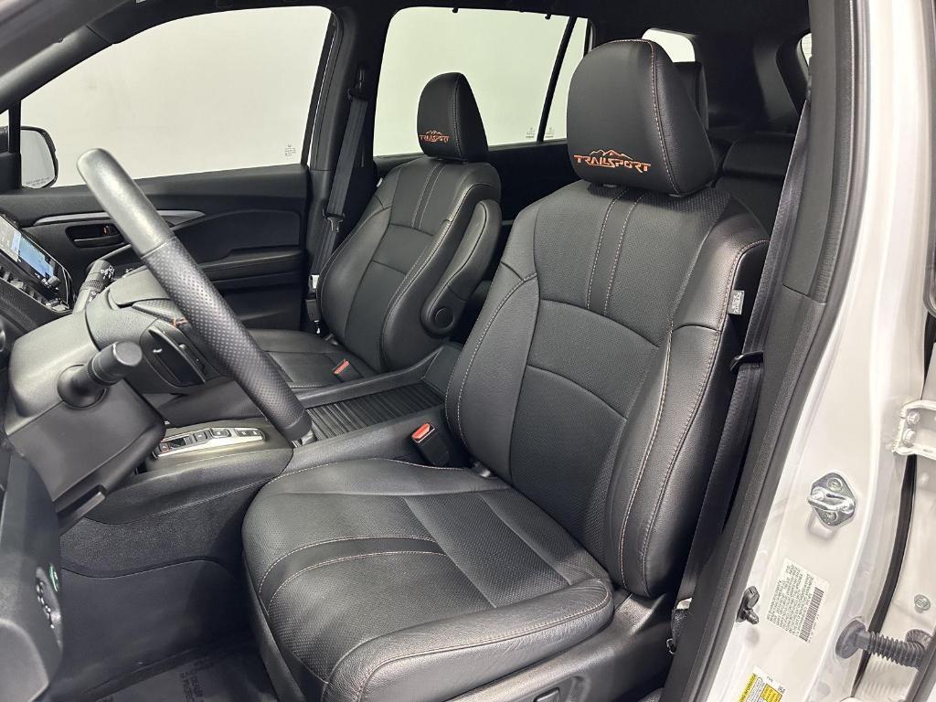 used 2022 Honda Passport car, priced at $34,995