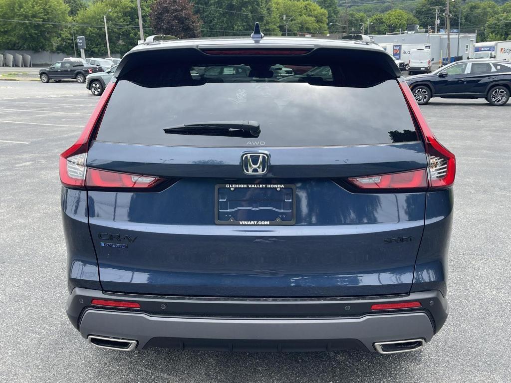 new 2026 Honda CR-V Hybrid car, priced at $41,675