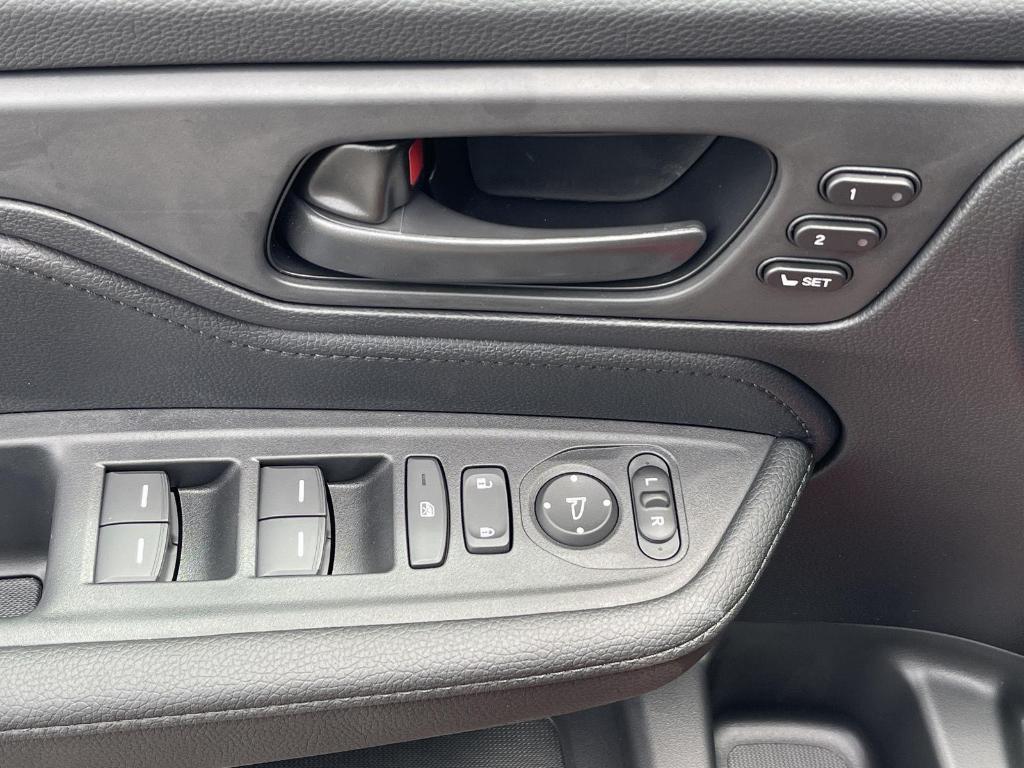 new 2026 Honda Odyssey car, priced at $45,845