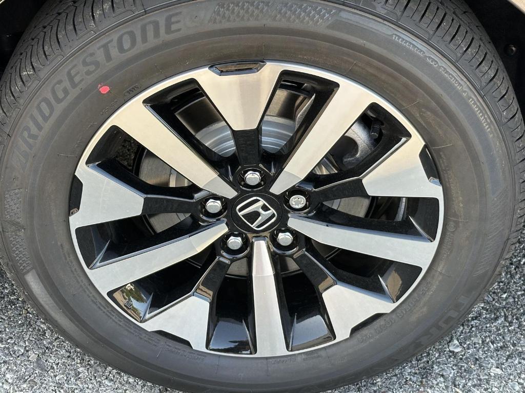 new 2026 Honda Odyssey car, priced at $44,290