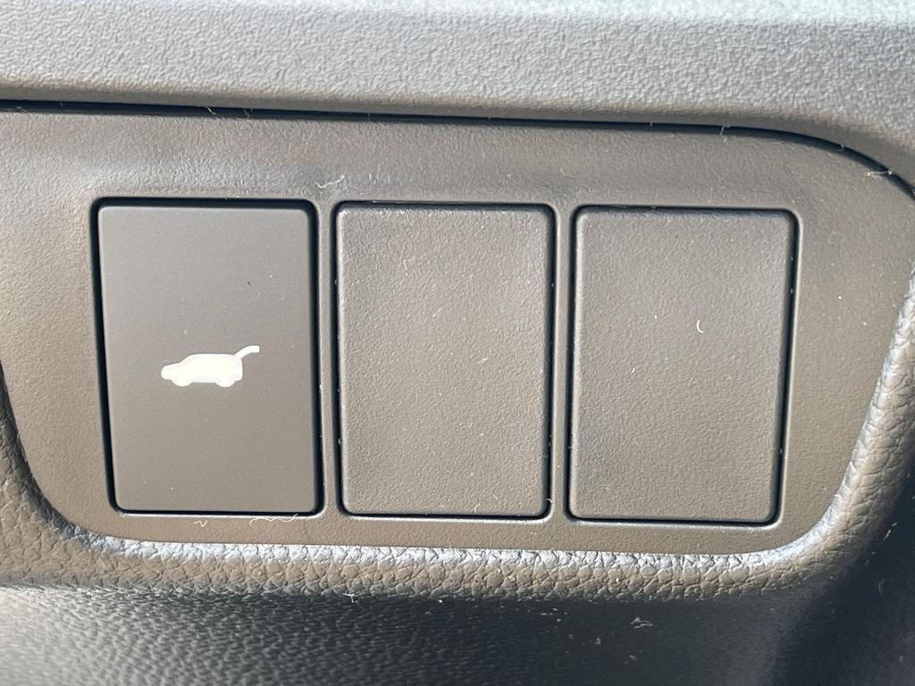 new 2026 Honda CR-V Hybrid car, priced at $42,075
