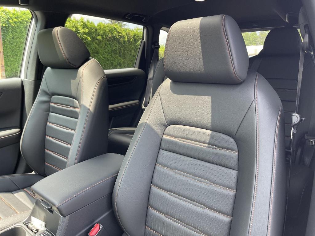 new 2026 Honda CR-V Hybrid car, priced at $42,075