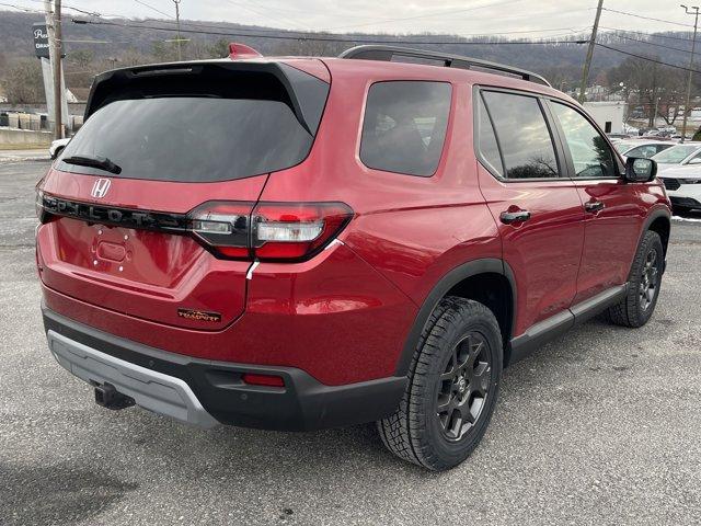 new 2025 Honda Pilot car, priced at $51,250