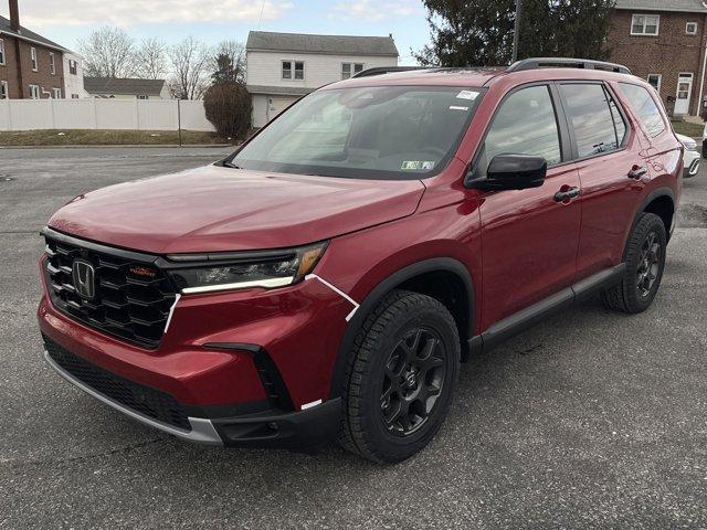 new 2025 Honda Pilot car, priced at $51,250