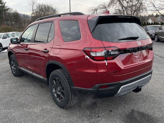 new 2025 Honda Pilot car, priced at $51,250