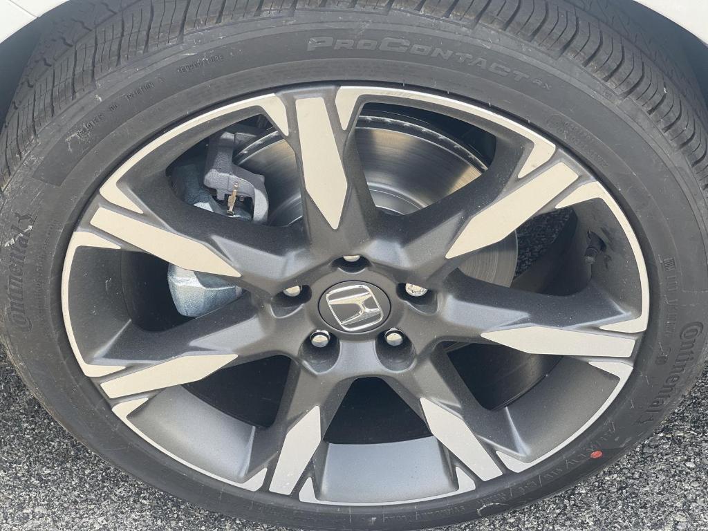 new 2025 Honda Civic Hybrid car, priced at $33,555