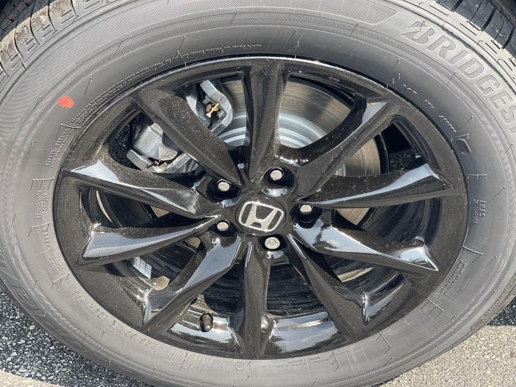 new 2026 Honda CR-V Hybrid car, priced at $41,675