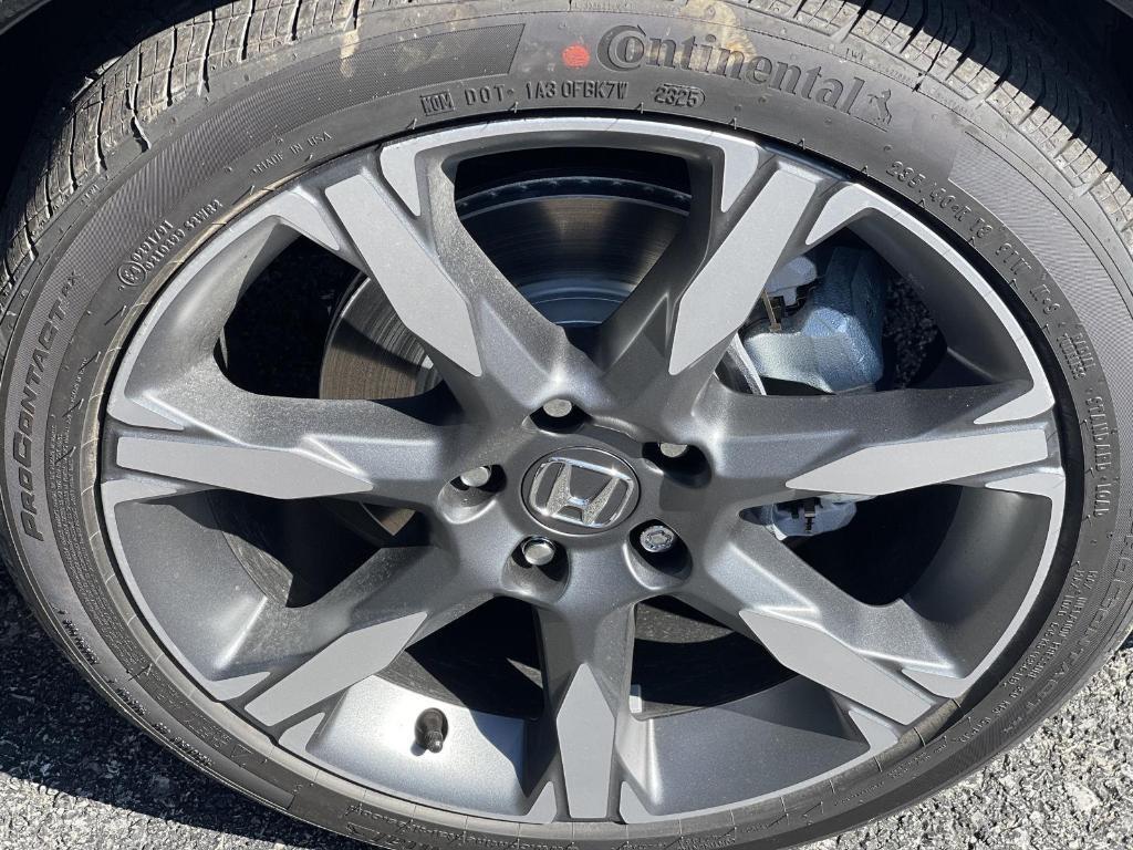 new 2026 Honda Civic Hybrid car, priced at $33,490