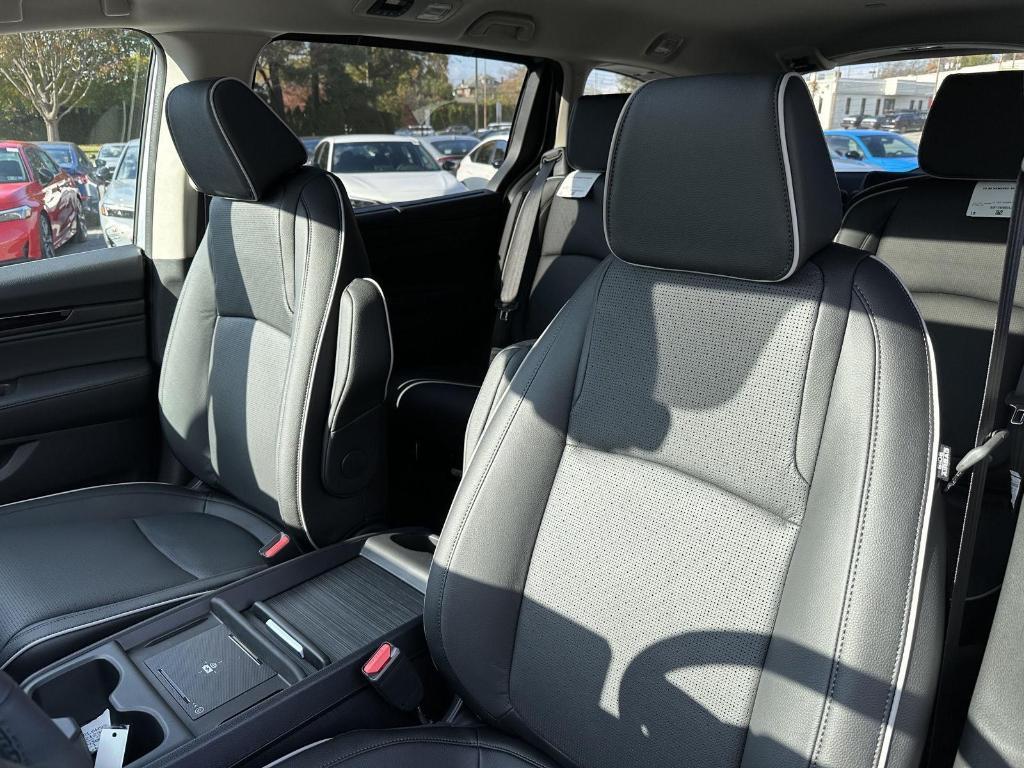 new 2026 Honda Odyssey car, priced at $53,190