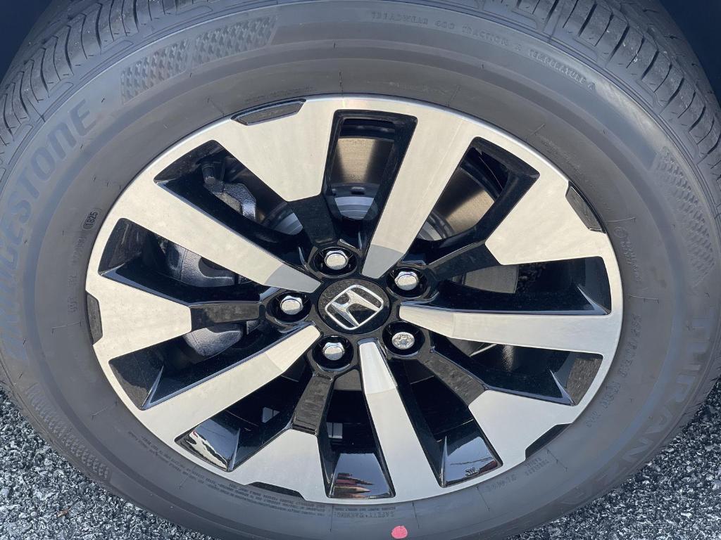 new 2025 Honda Odyssey car, priced at $43,670
