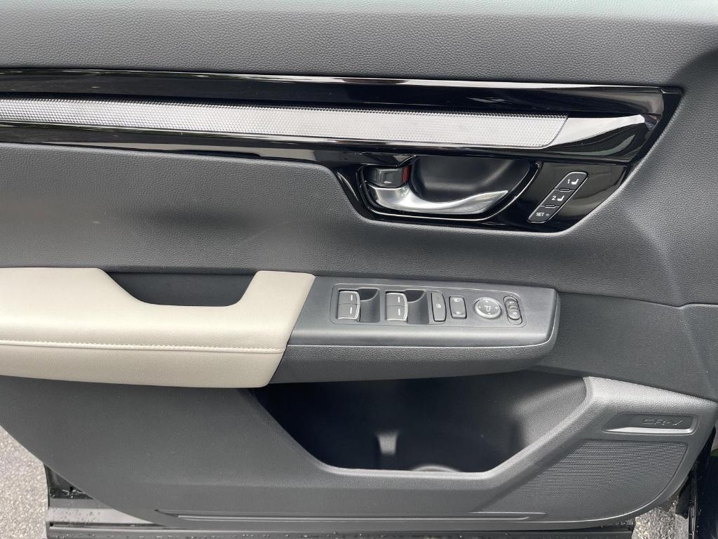 new 2025 Honda CR-V car, priced at $37,895