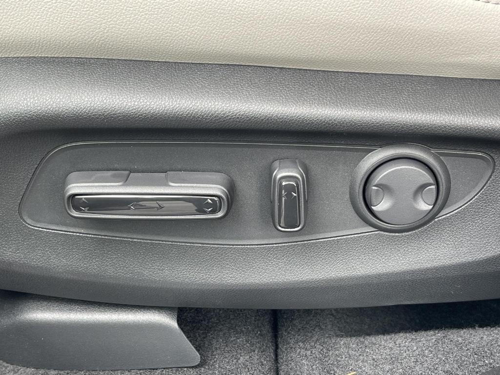 new 2025 Honda CR-V car, priced at $37,895