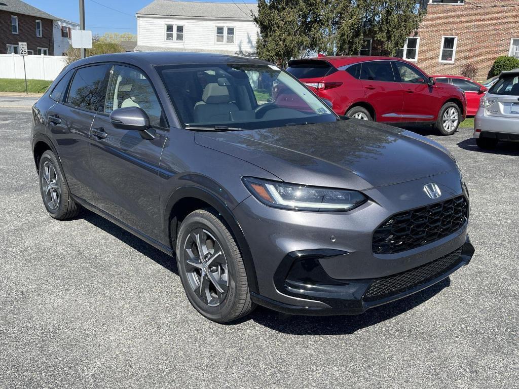 new 2025 Honda HR-V car, priced at $32,395