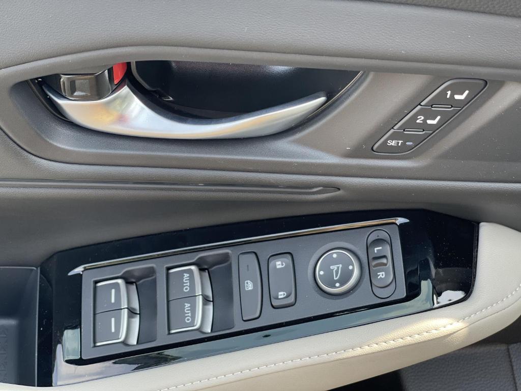 new 2025 Honda Accord Hybrid car, priced at $40,450