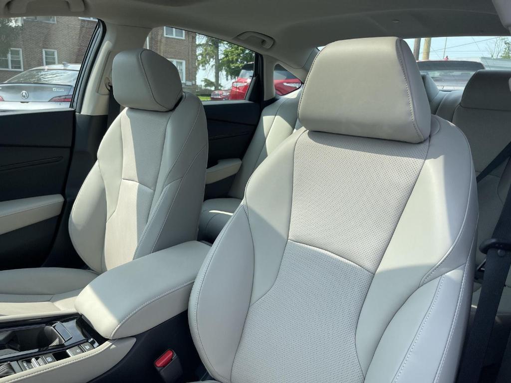 new 2025 Honda Accord Hybrid car, priced at $40,450