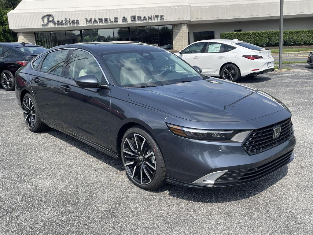 new 2025 Honda Accord Hybrid car, priced at $40,450
